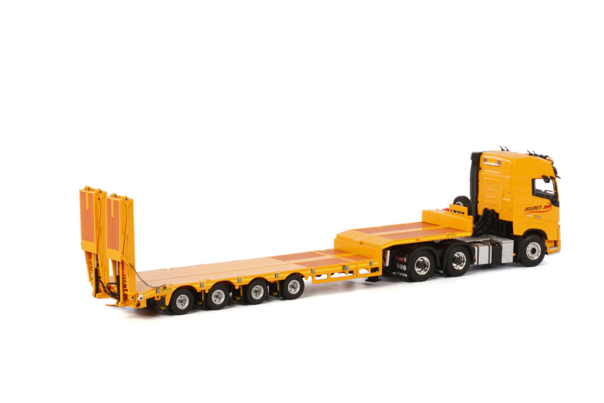 Doumen; VOLVO FH4 GLOBETROTTER 6x4 | WSI Models