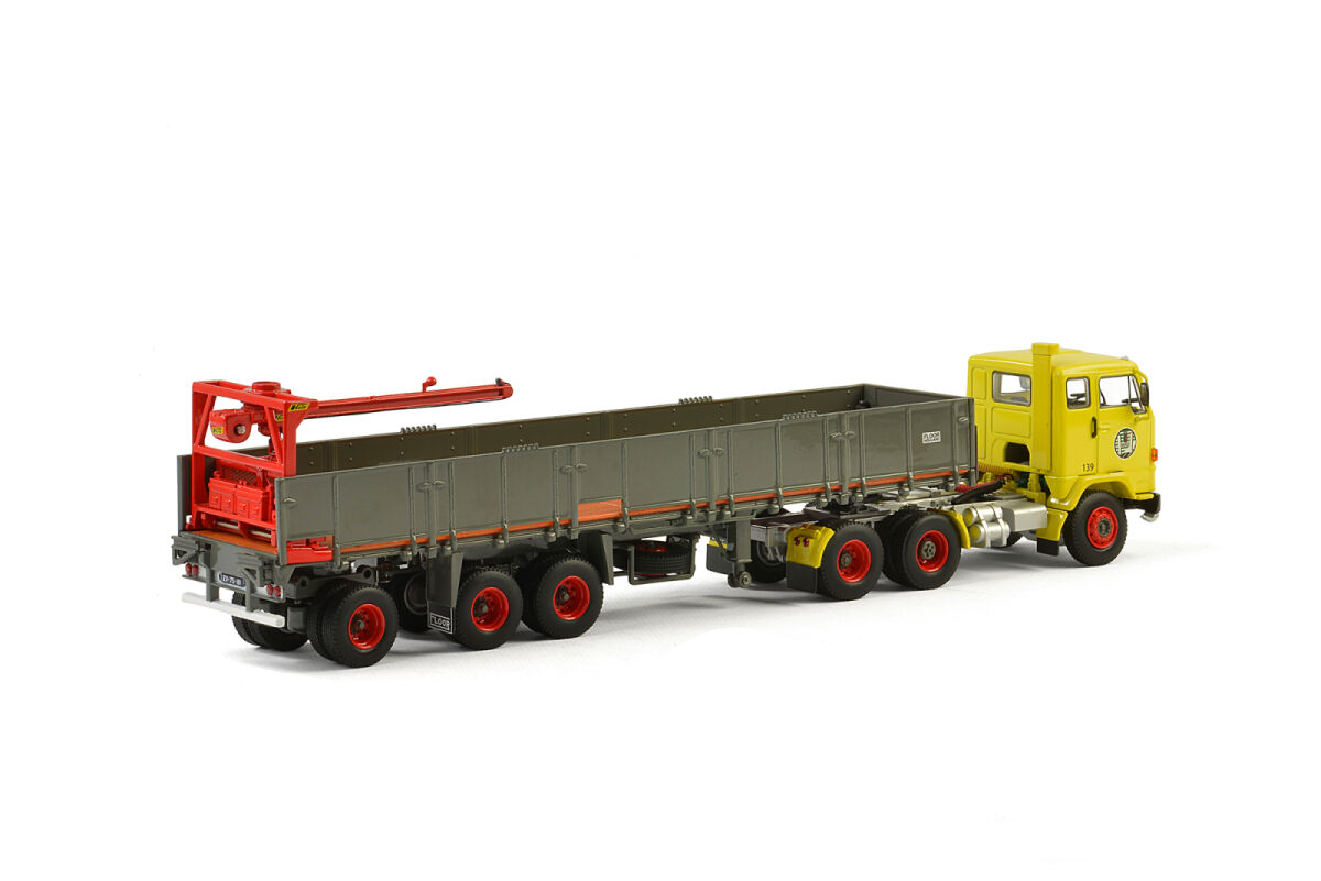 Haukes; VOLVO F88 4x2 CLASSIC BRICK TRAI | WSI Models