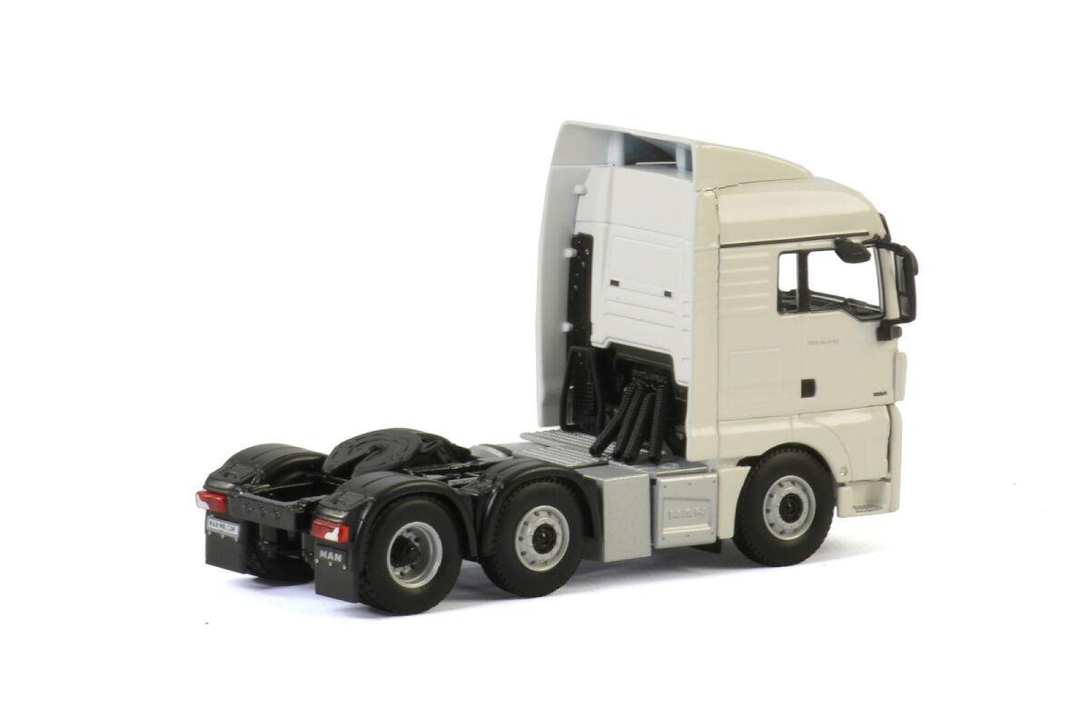 White Line; MAN TGX XLX EURO 6 6x2 TWIN* | WSI Models