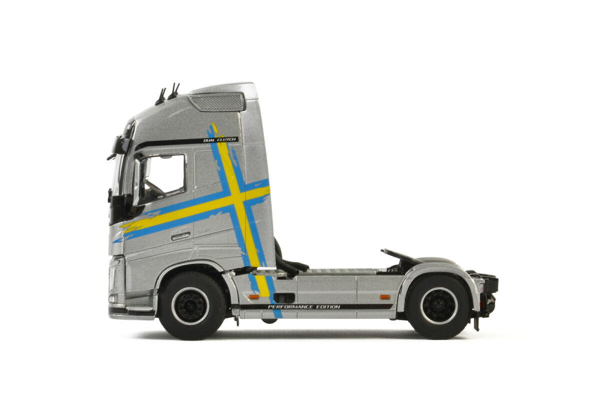 Premium Line; VOLVO FH4 GLOBETROTTER XL* | WSI Models