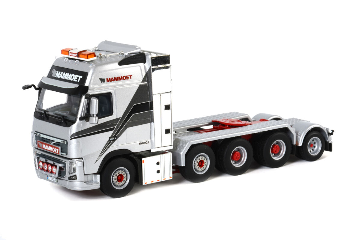 Модель тягача. Модель Вольво FH 1:50. Wsi Volvo fh3. Wsi models Iveco белая самосвал. Модель Вольво 1/50 тягач.